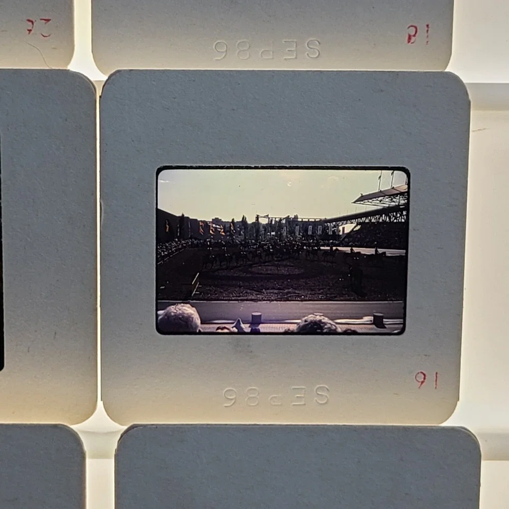 Lot of 33 Slides British Columbia Canada Tourist Scenic Photos People 1986 Lot 4